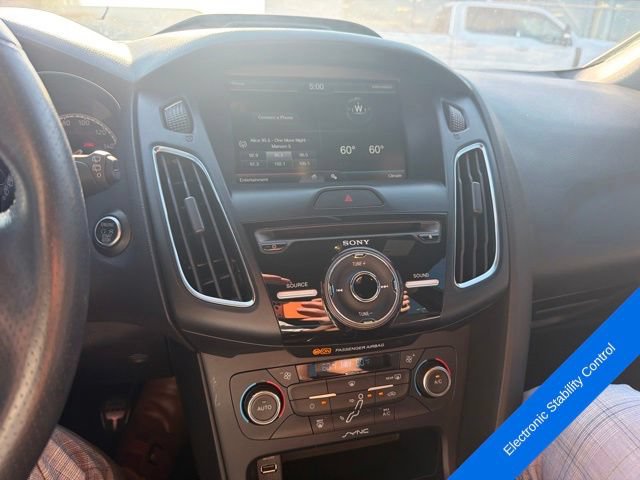 Used 2015 Ford Focus ST w/ Equipment Group 401A FWD image 12