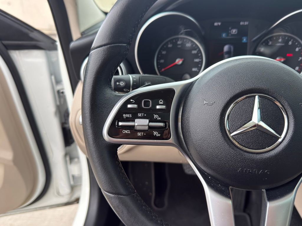 Used 2020 Mercedes-Benz C 300 Sedan image 18