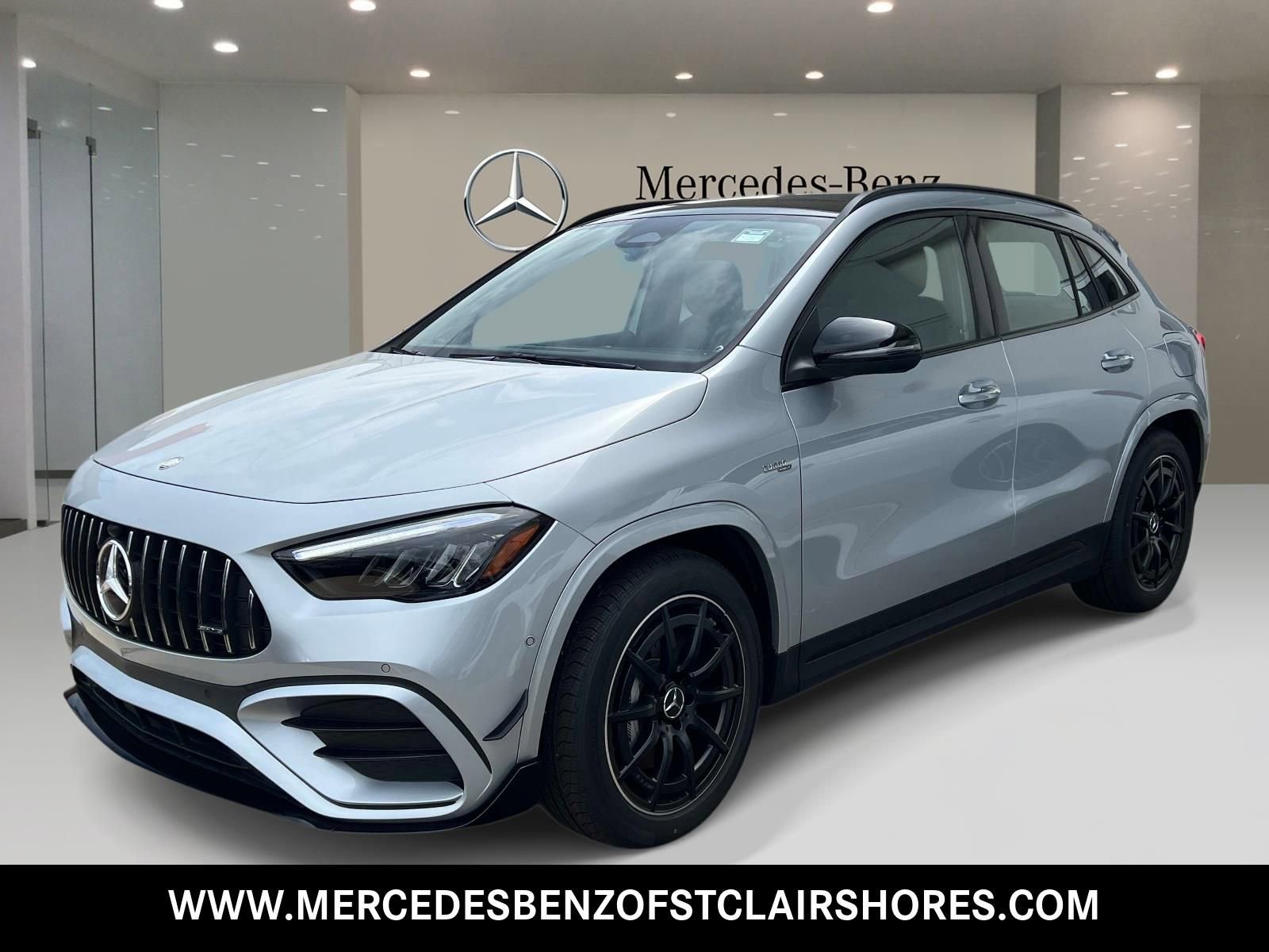 New 2026 Mercedes-Benz GLA 35 AMG 4MATIC image 1