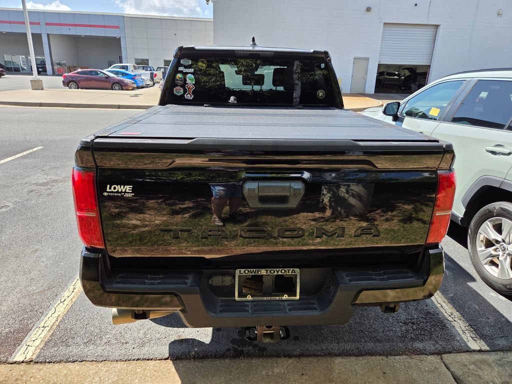 Used 2024 Toyota Tacoma SR5 RWD image 10