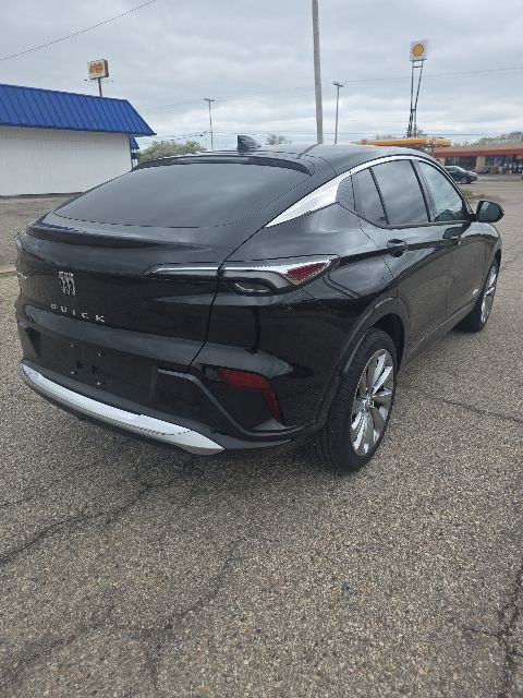Certified 2025 Buick Envista Avenir FWD image 5