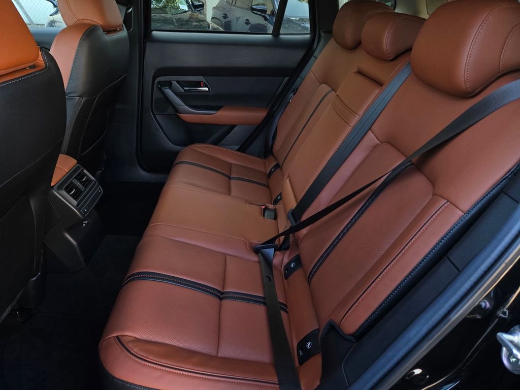 Certified 2025 MAZDA CX-50 2.5 Turbo w/ Premium Plus Pkg image 13