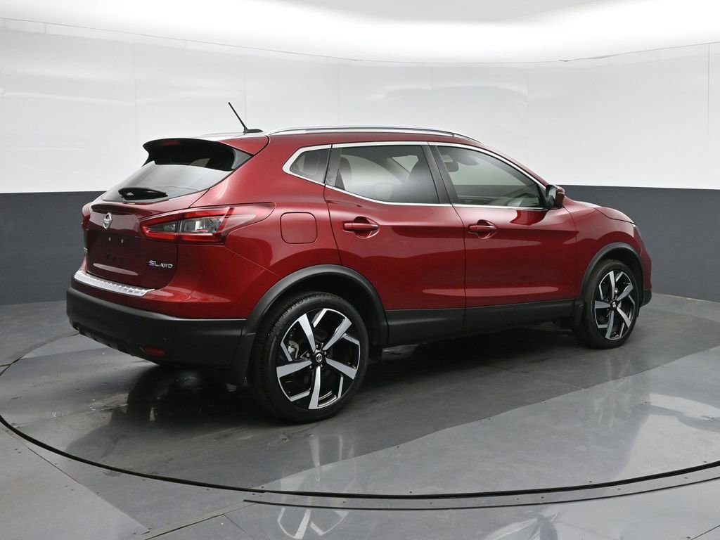 Used 2022 Nissan Rogue Sport SL w/ Premium Package image 7