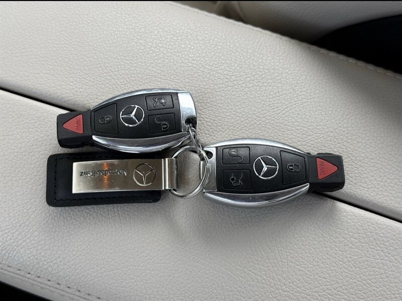 Used 2016 Mercedes-Benz C 300 4MATIC Sedan image 62