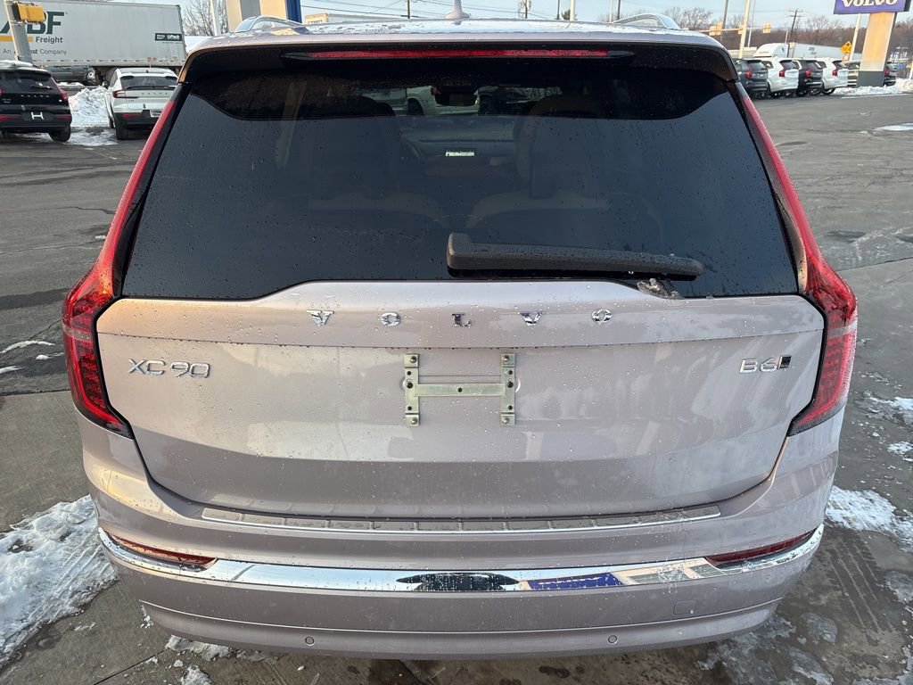 New 2026 Volvo XC90 B6 Plus w/ Protection Package Premier image 6