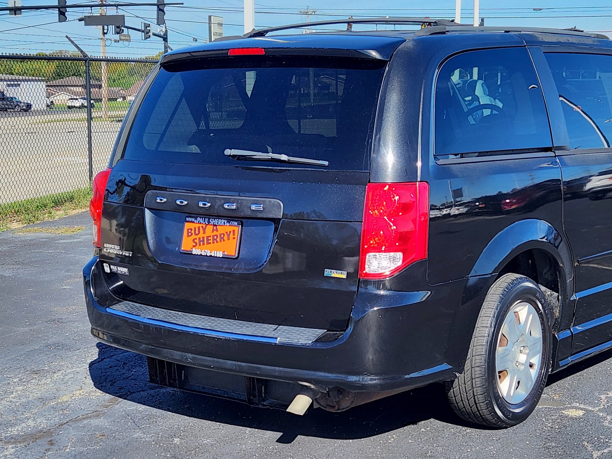 Used 2012 Dodge Grand Caravan SE FWD image 14
