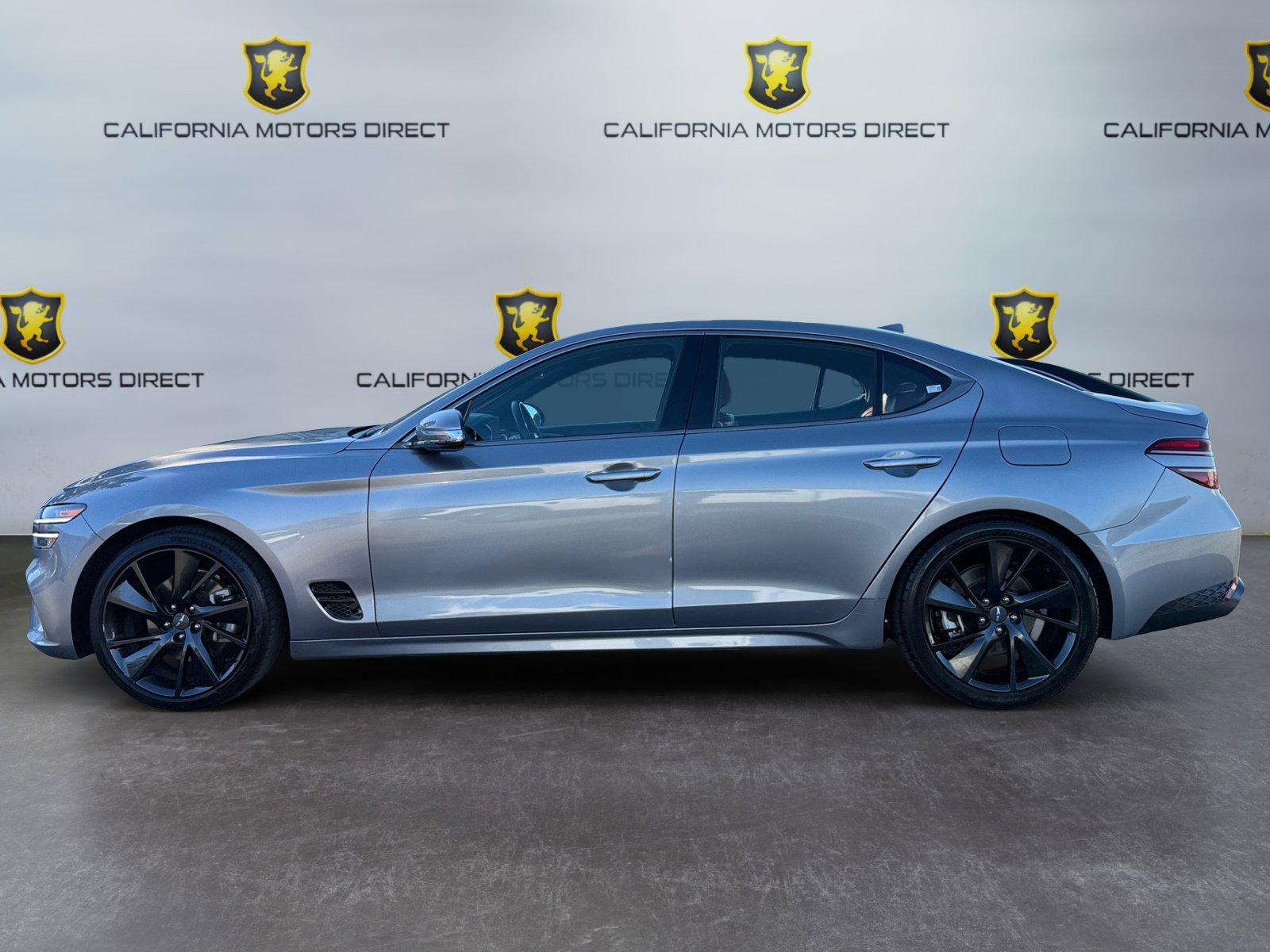 Used 2023 Genesis G70 2.0T w/ Sport Prestige Package image 2