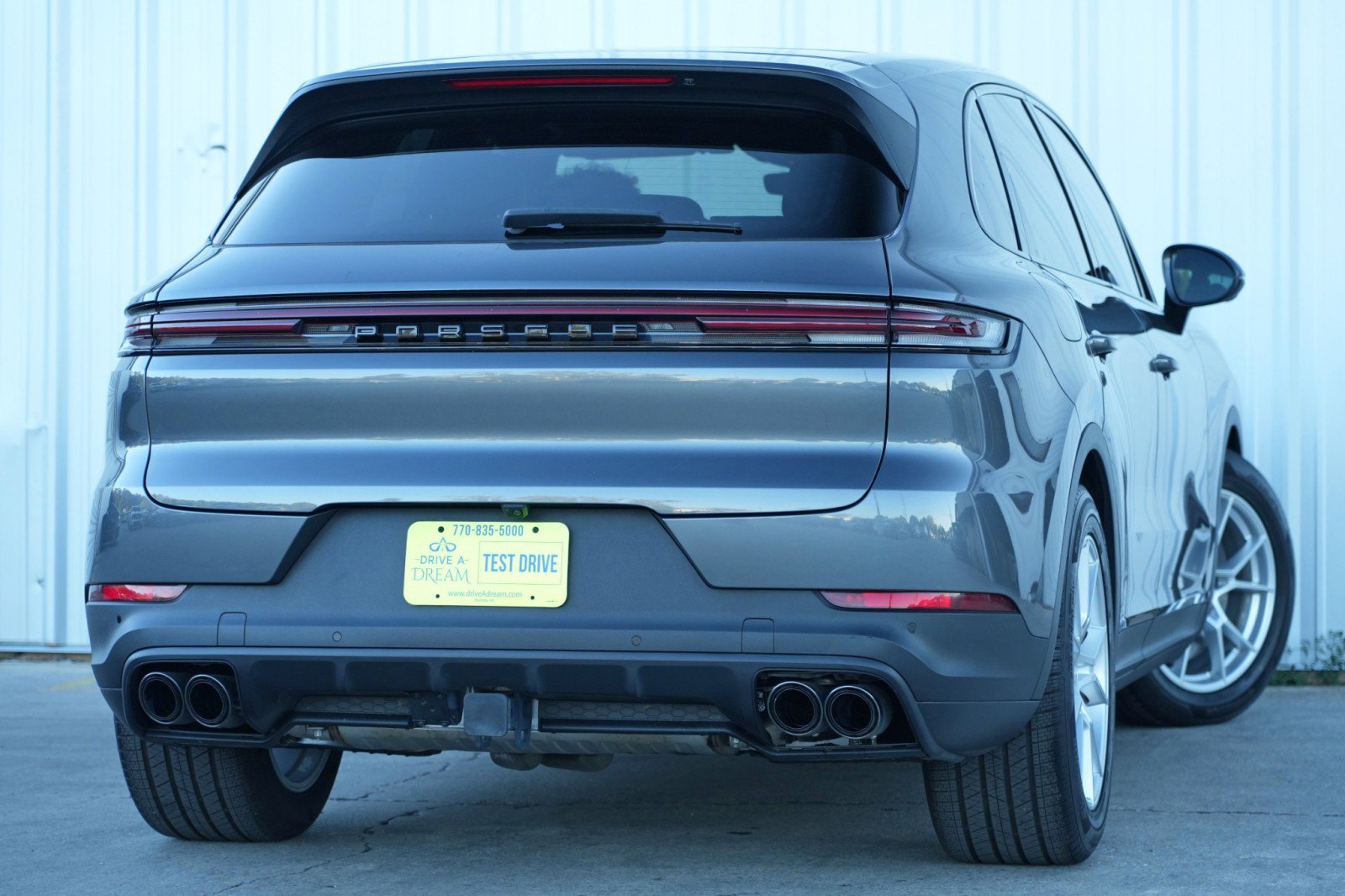 Used 2024 Porsche Cayenne S image 5