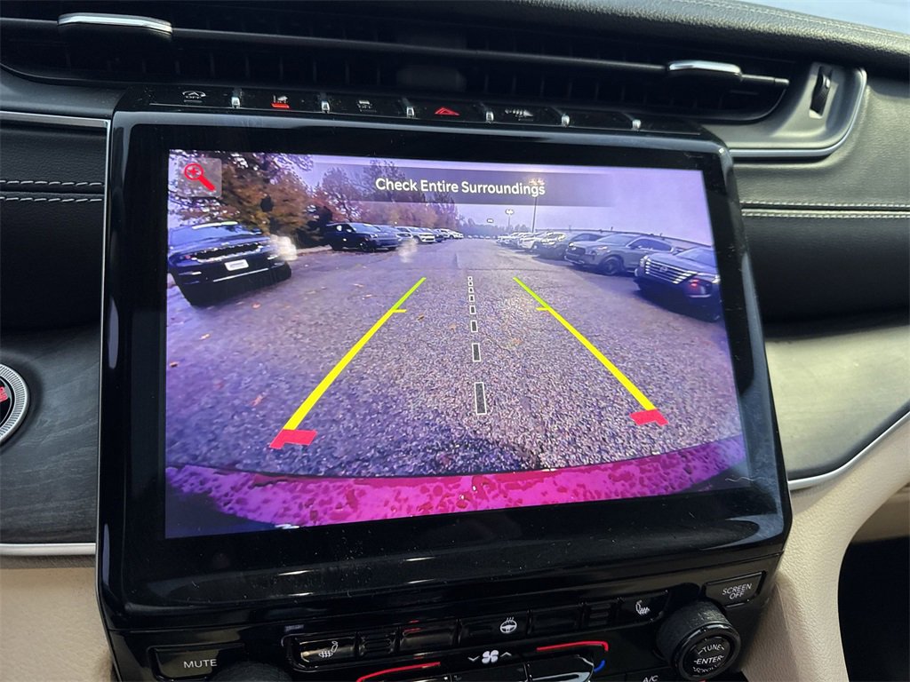 Used 2021 Jeep Grand Cherokee L Limited w/ Trailer Tow Group (B) image 17