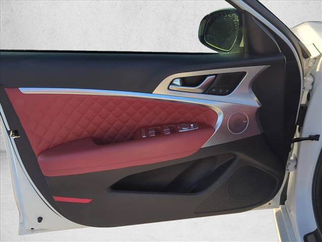 Used 2022 Genesis G70 3.3T Launch Edition RWD image 7