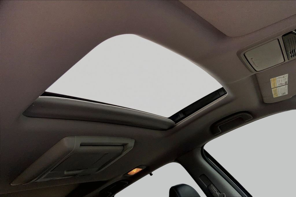 Used 2018 Honda Pilot Elite image 22