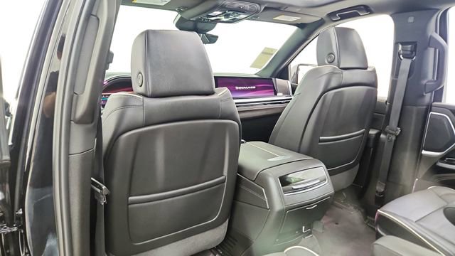 Used 2025 Cadillac Escalade Sport w/ Touring Package image 36