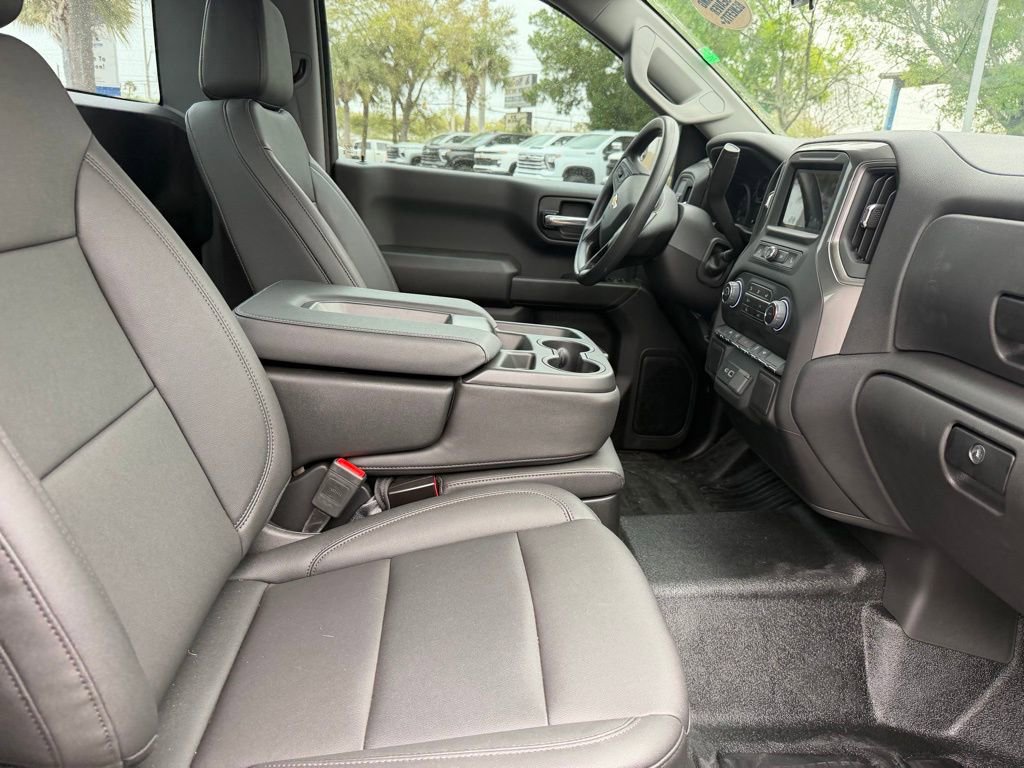 Used 2025 Chevrolet Silverado 1500 W/T image 11