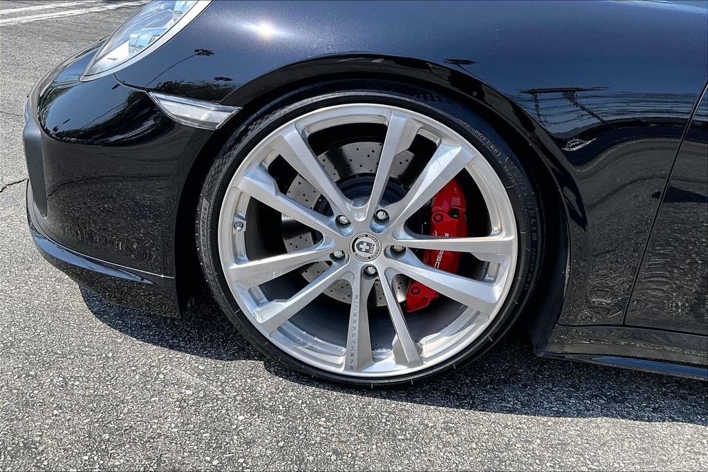 Used 2019 Porsche 911 Turbo AWD/4WD image 11