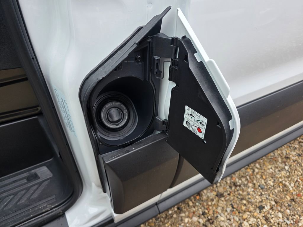 New 2026 Ford Transit 250 148 Medium Roof w/ Load Area Protection Package RWD image 33