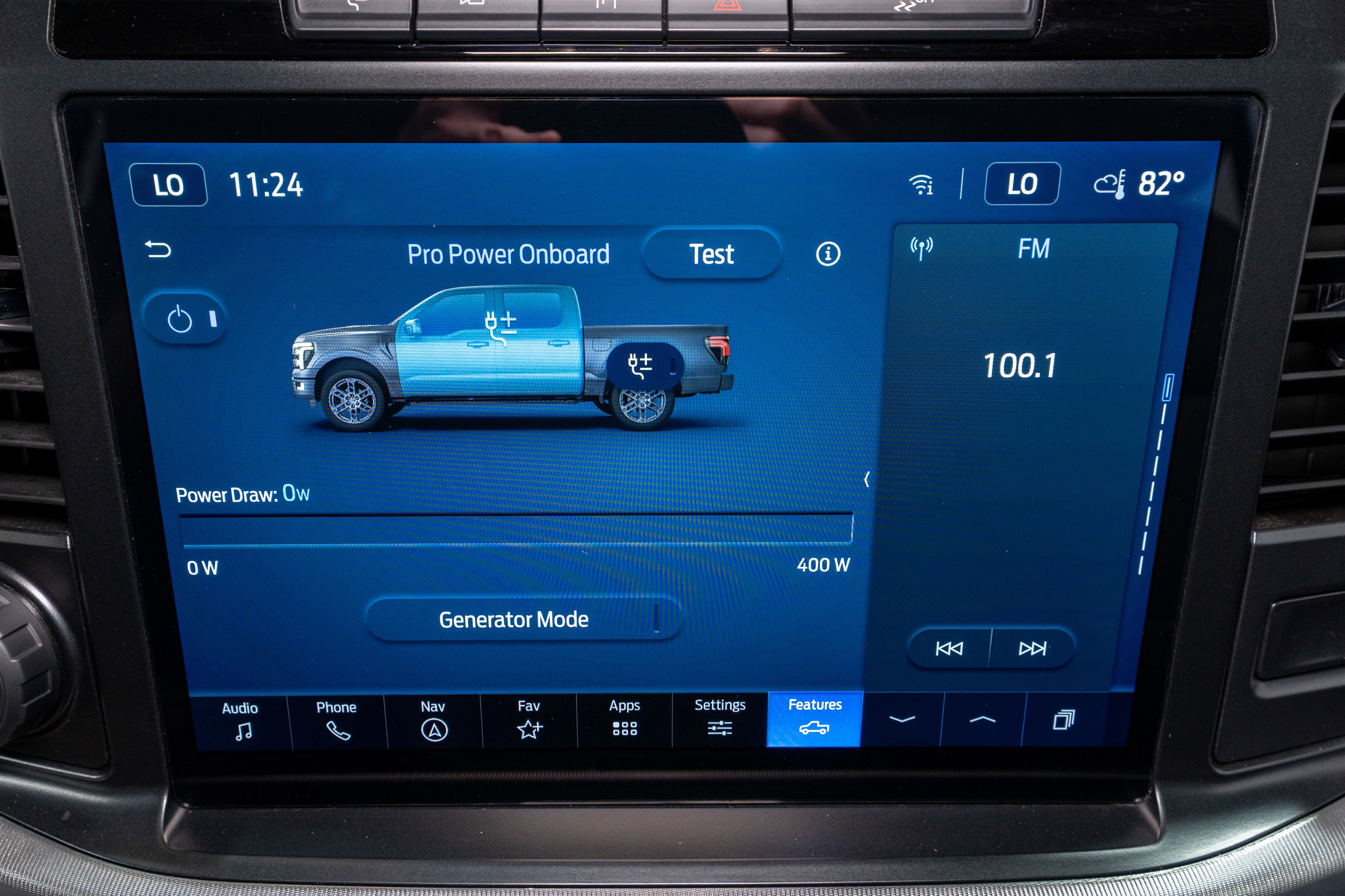 Used 2024 Ford F150 Lariat w/ Bed Utility Package AWD/4WD image 26