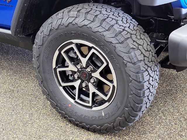 New 2026 Jeep Wrangler Unlimited Rubicon AWD/4WD image 7