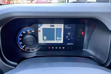 Used 2023 Ford Bronco 2-Door AWD/4WD image 18