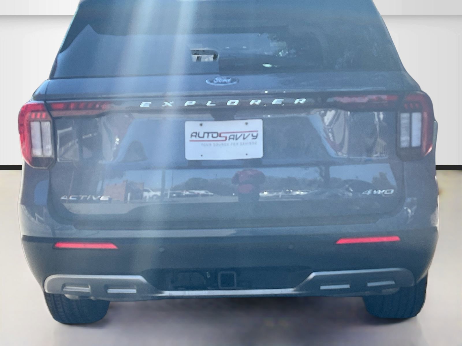 Used 2025 Ford Explorer Active w/ Active Comfort Package AWD/4WD image 6