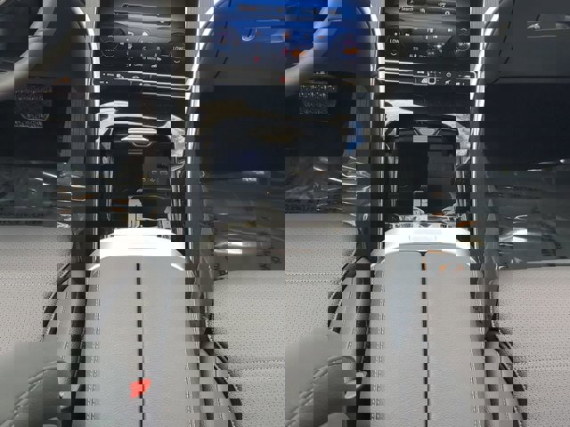 Used 2025 Mercedes-Benz C 300 C 300 image 18