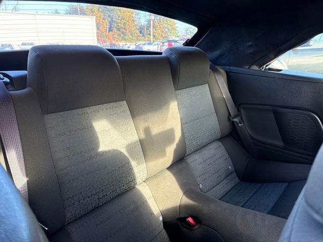 Used 2006 Ford Mustang Convertible image 31
