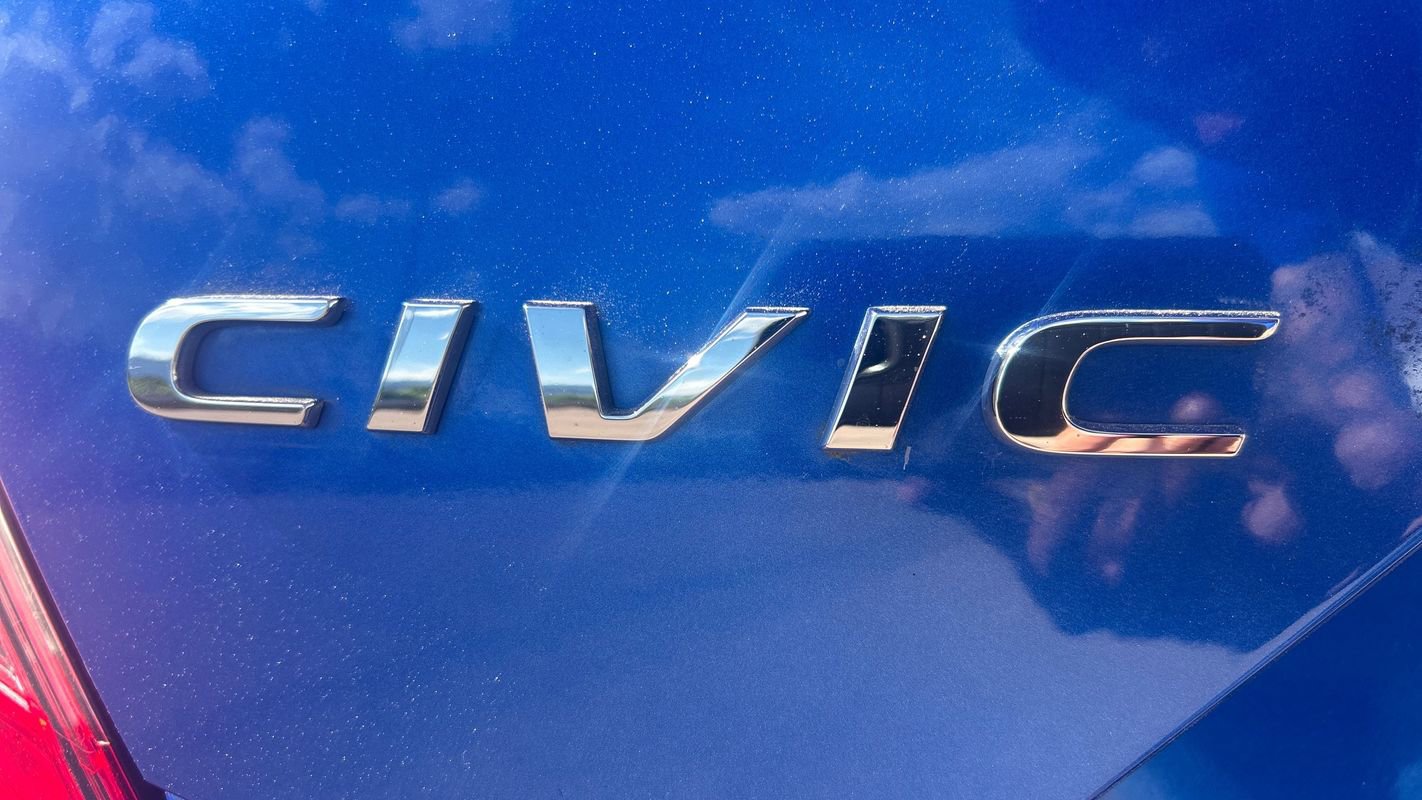 Used 2019 Honda Civic EX image 14