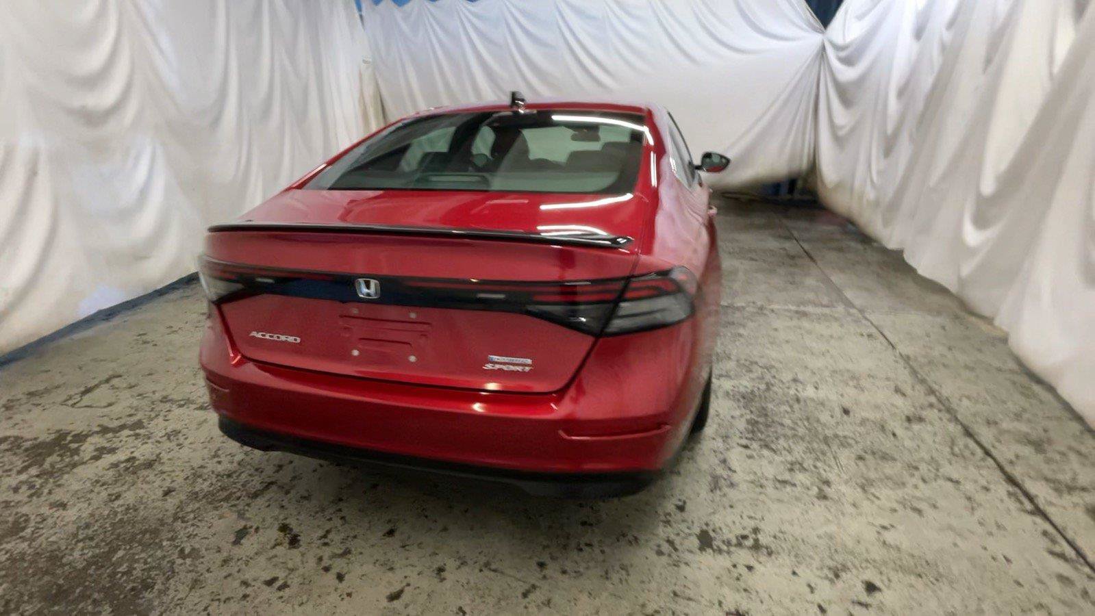 Used 2023 Honda Accord Sport image 7