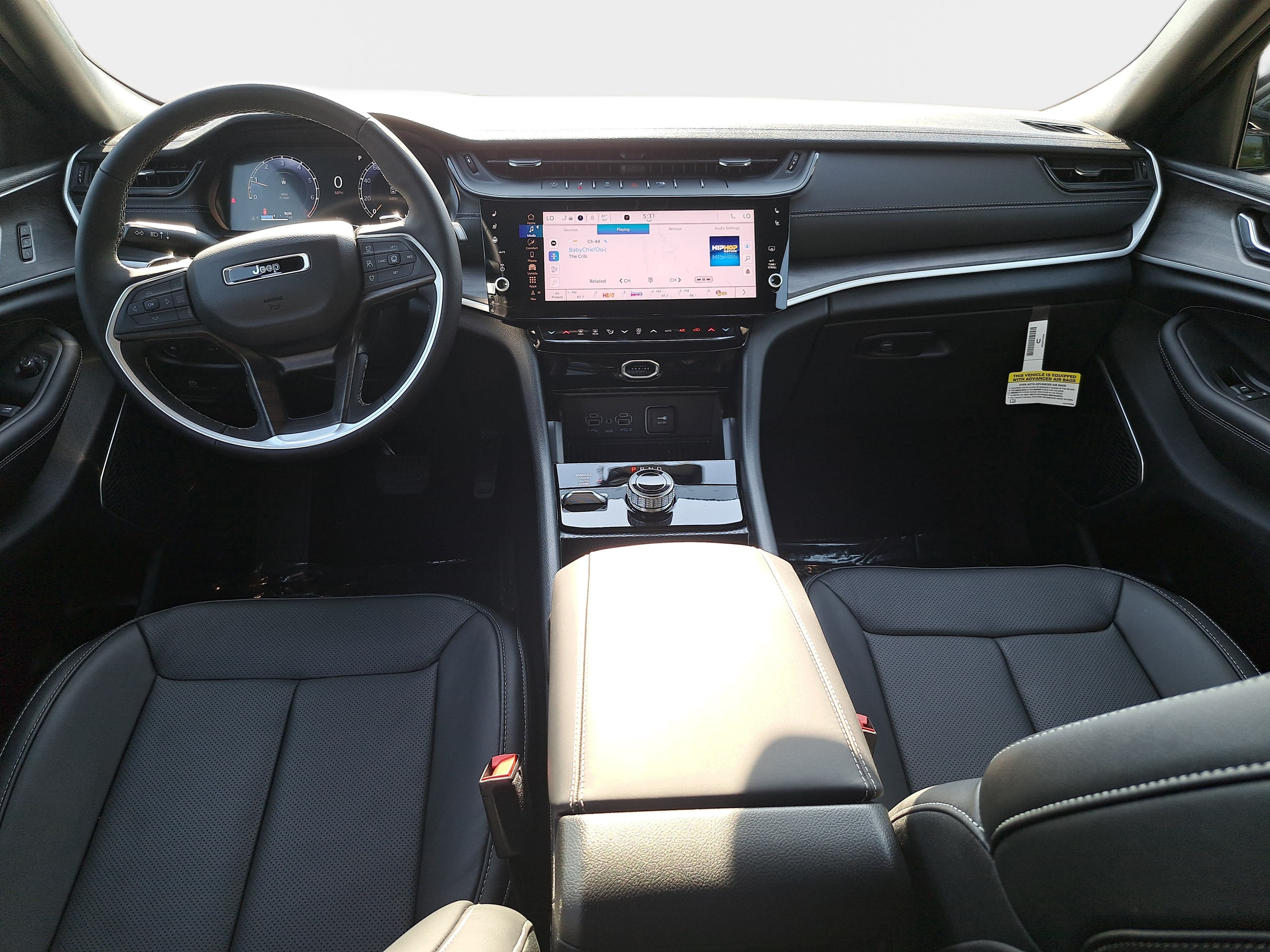 New 2026 Jeep Grand Cherokee Limited AWD/4WD image 9
