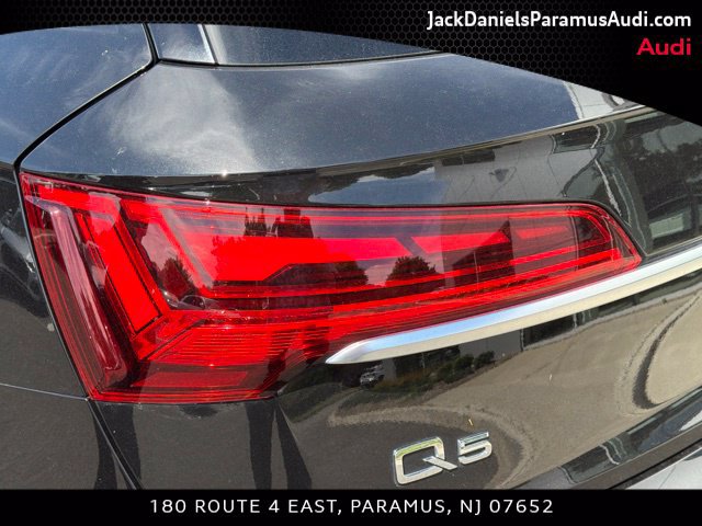 Certified 2024 Audi Q5 2.0T Premium Plus w/ Premium Plus Package AWD/4WD image 15