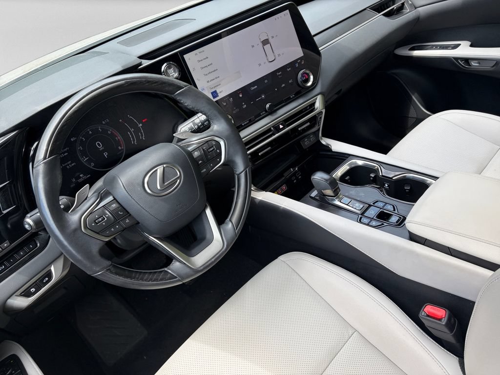 Used 2024 Lexus RX 350 Premium w/ Accessory Package (Z1) AWD/4WD image 14