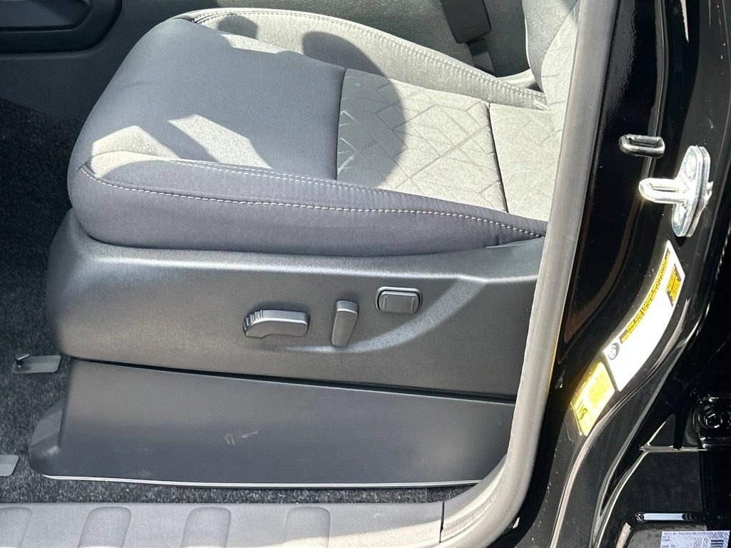 New 2026 Nissan Frontier SV RWD image 17