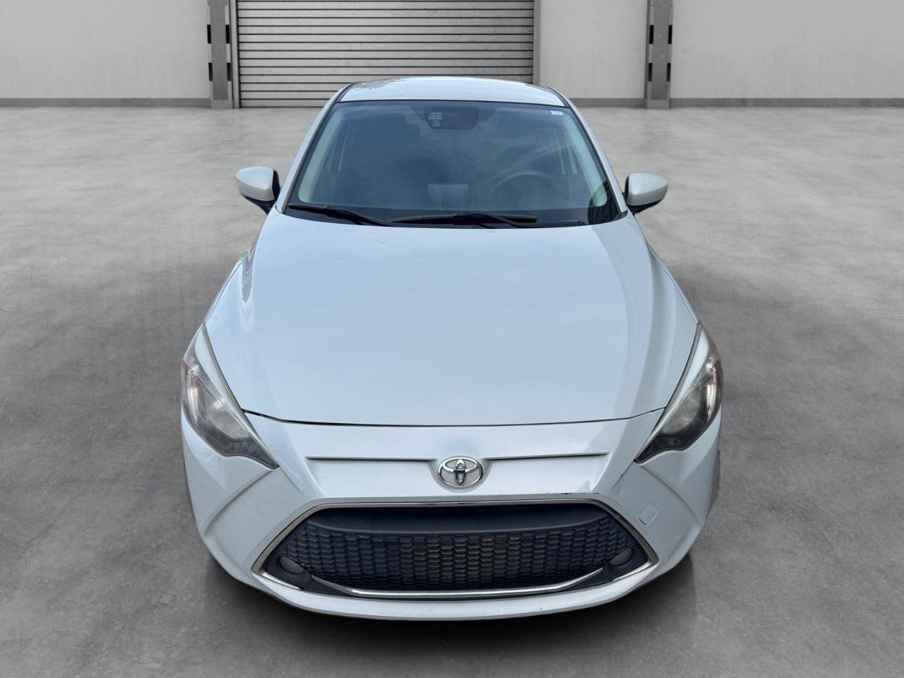 Used 2019 Toyota Yaris LE image 33