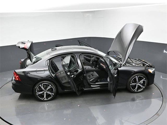 Used 2024 Volvo S60 B5 Ultimate image 47