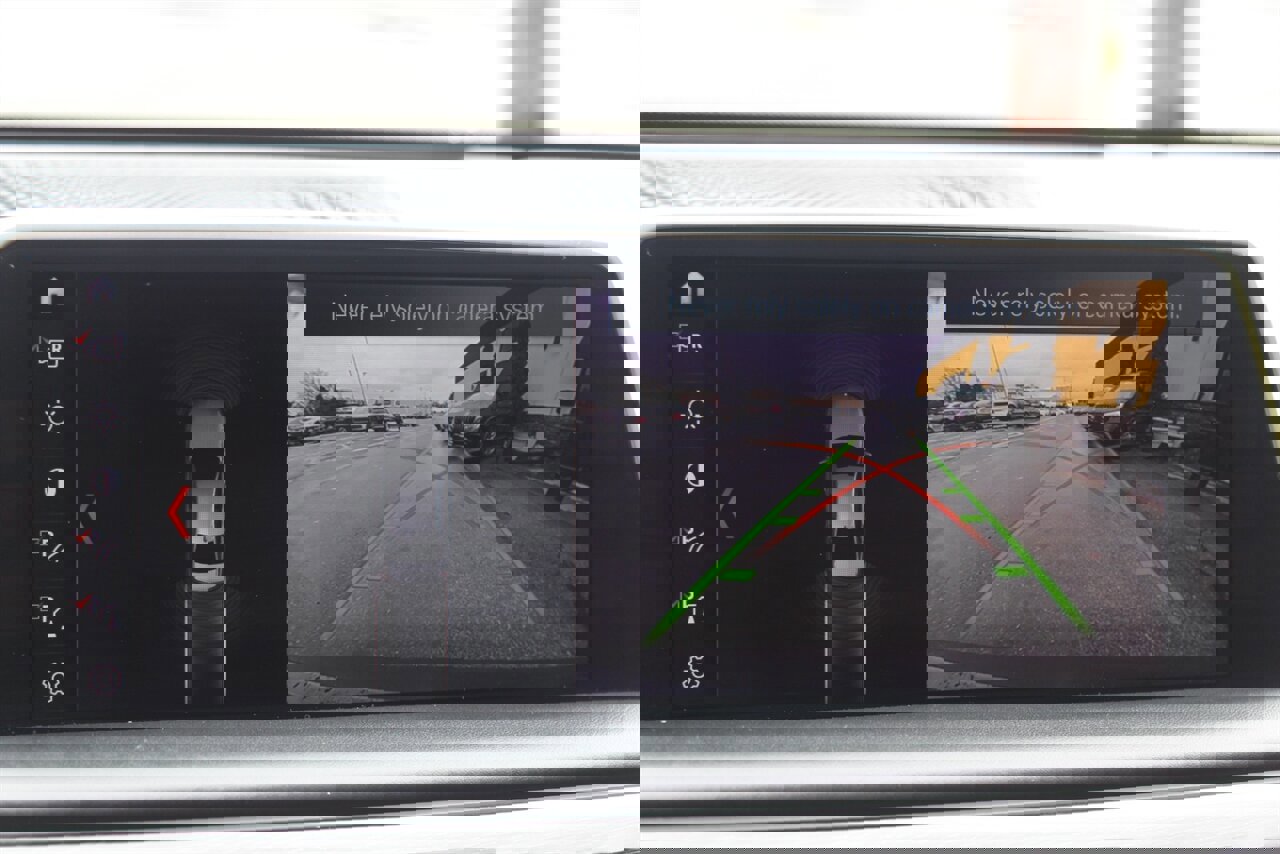 Used 2019 BMW 750i image 13