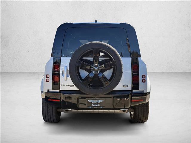 Used 2023 Land Rover Defender 110 X-Dynamic SE image 5