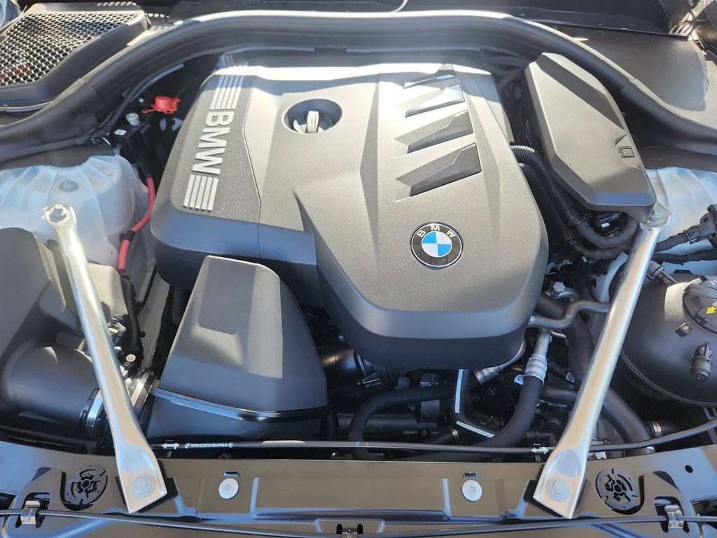 Certified 2026 BMW 530i xDrive w/ Premium Package AWD/4WD image 38