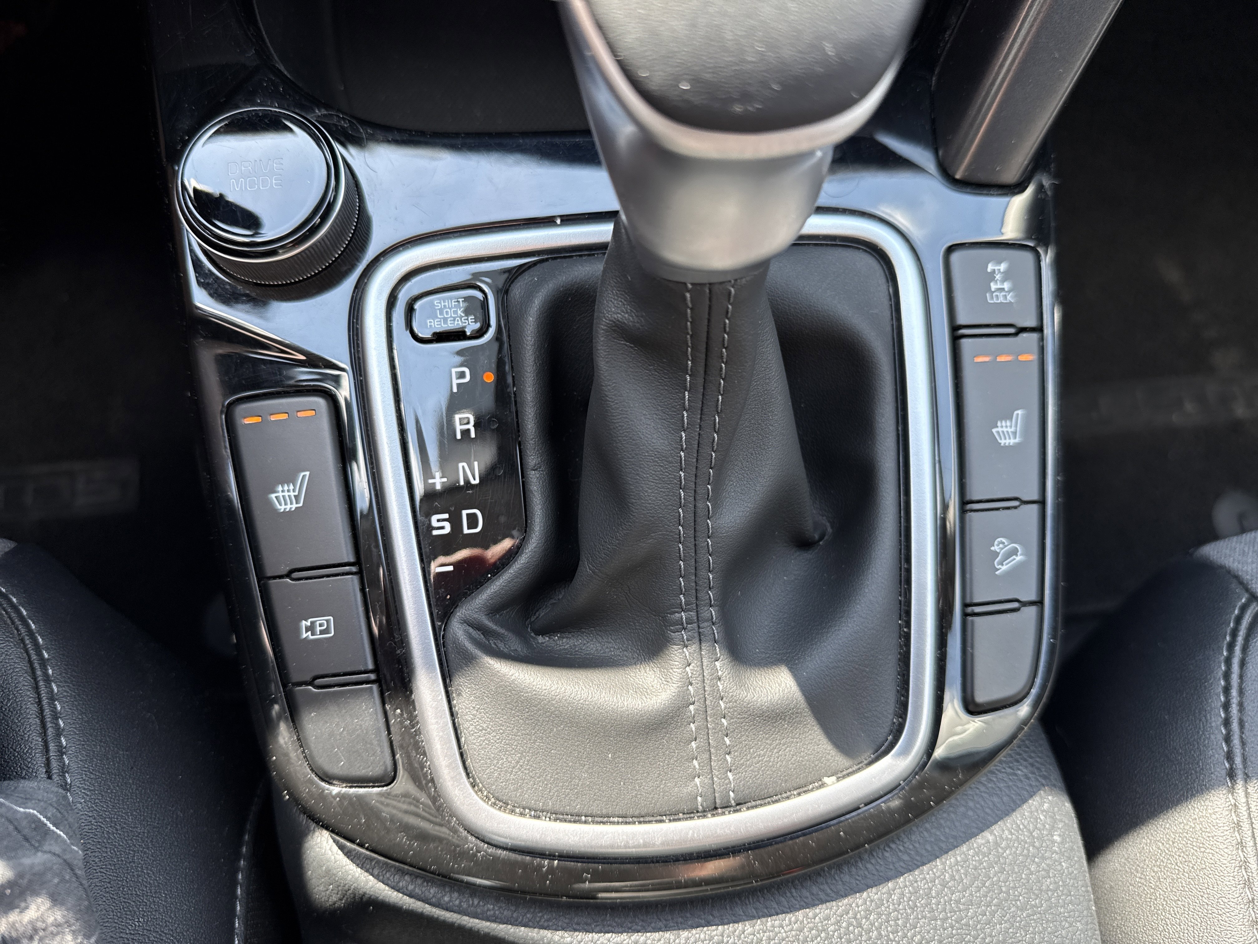Certified 2025 Kia Seltos S AWD/4WD image 28