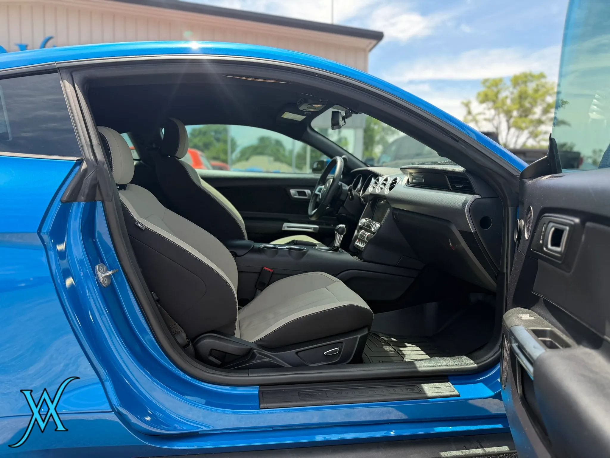 Used 2019 Ford Mustang Coupe w/ Equipment Group 101A RWD image 16