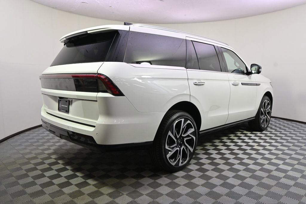 New 2026 Lincoln Navigator Black Label image 7