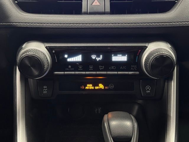 Used 2024 Toyota RAV4 LE image 28