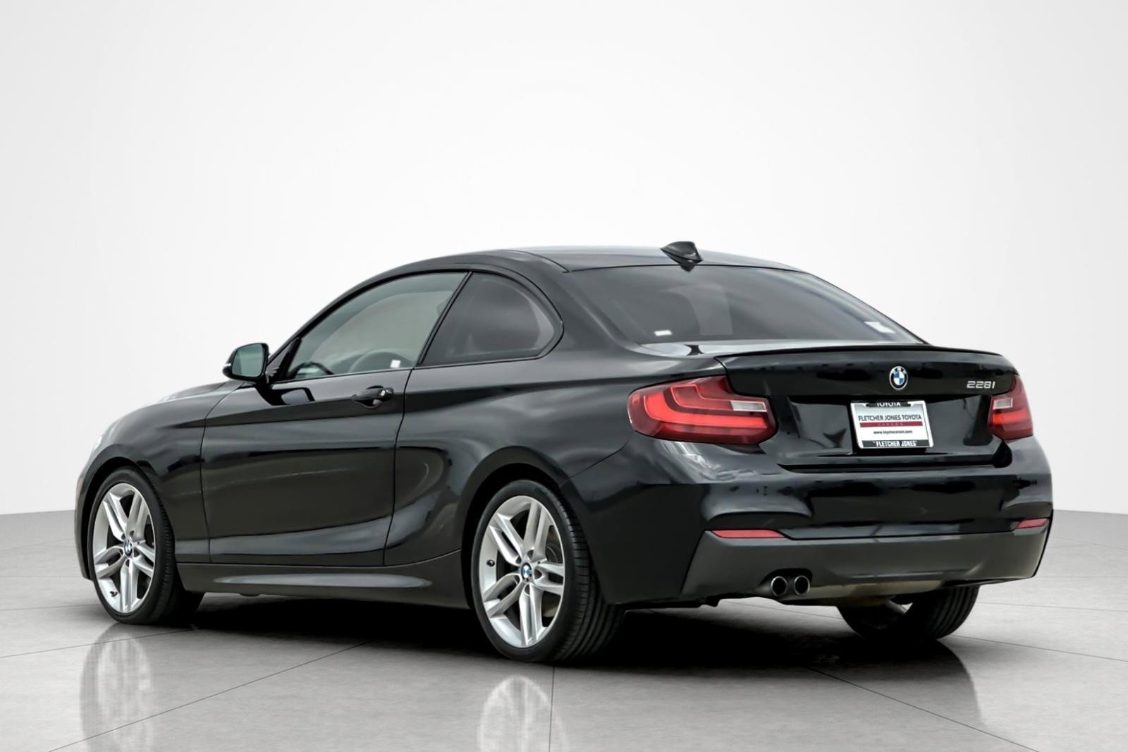 Used 2016 BMW 228i Coupe RWD image 3