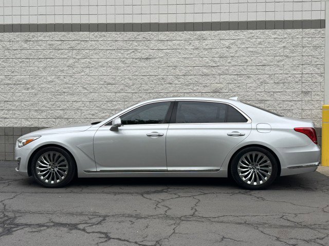 Used 2018 Genesis G90 5.0 Ultimate RWD image 13
