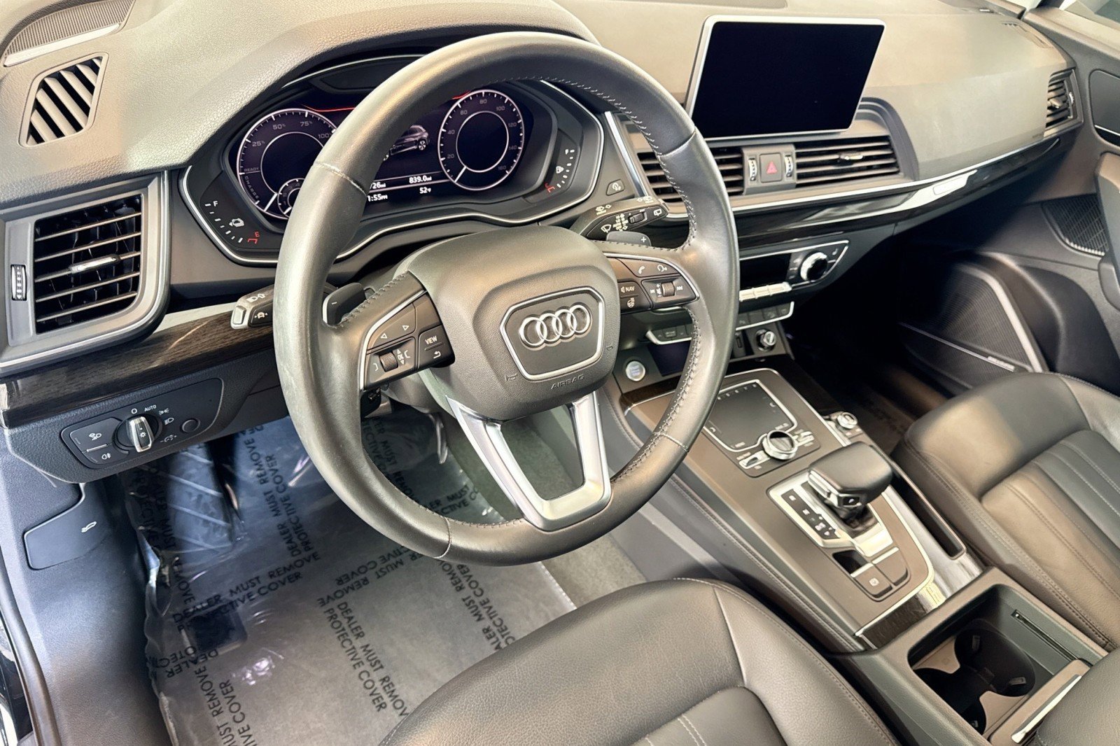 Used 2020 Audi Q5 e Premium Plus w/ Premium Plus Package image 9