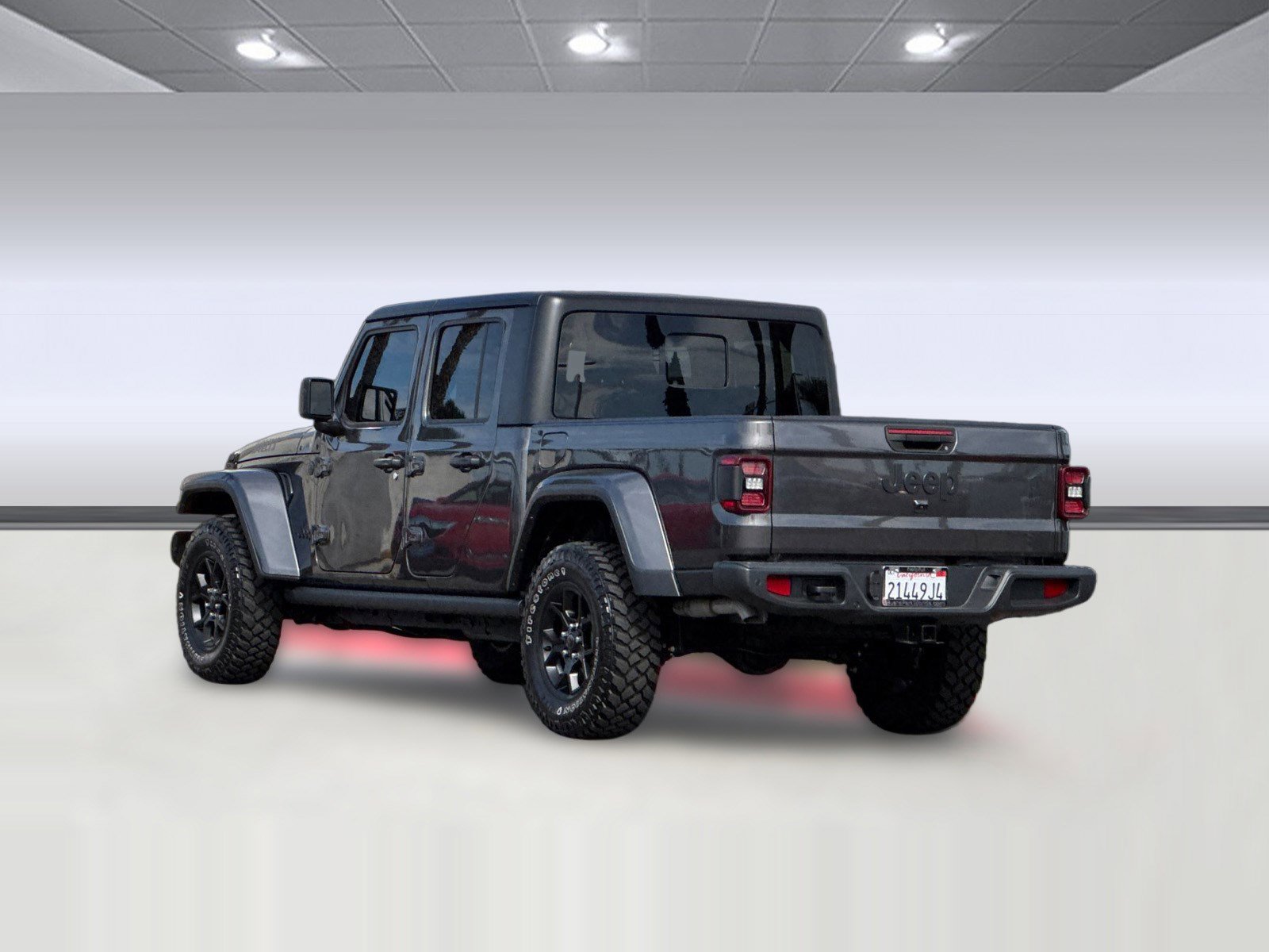 Used 2025 Jeep Gladiator Willys image 3