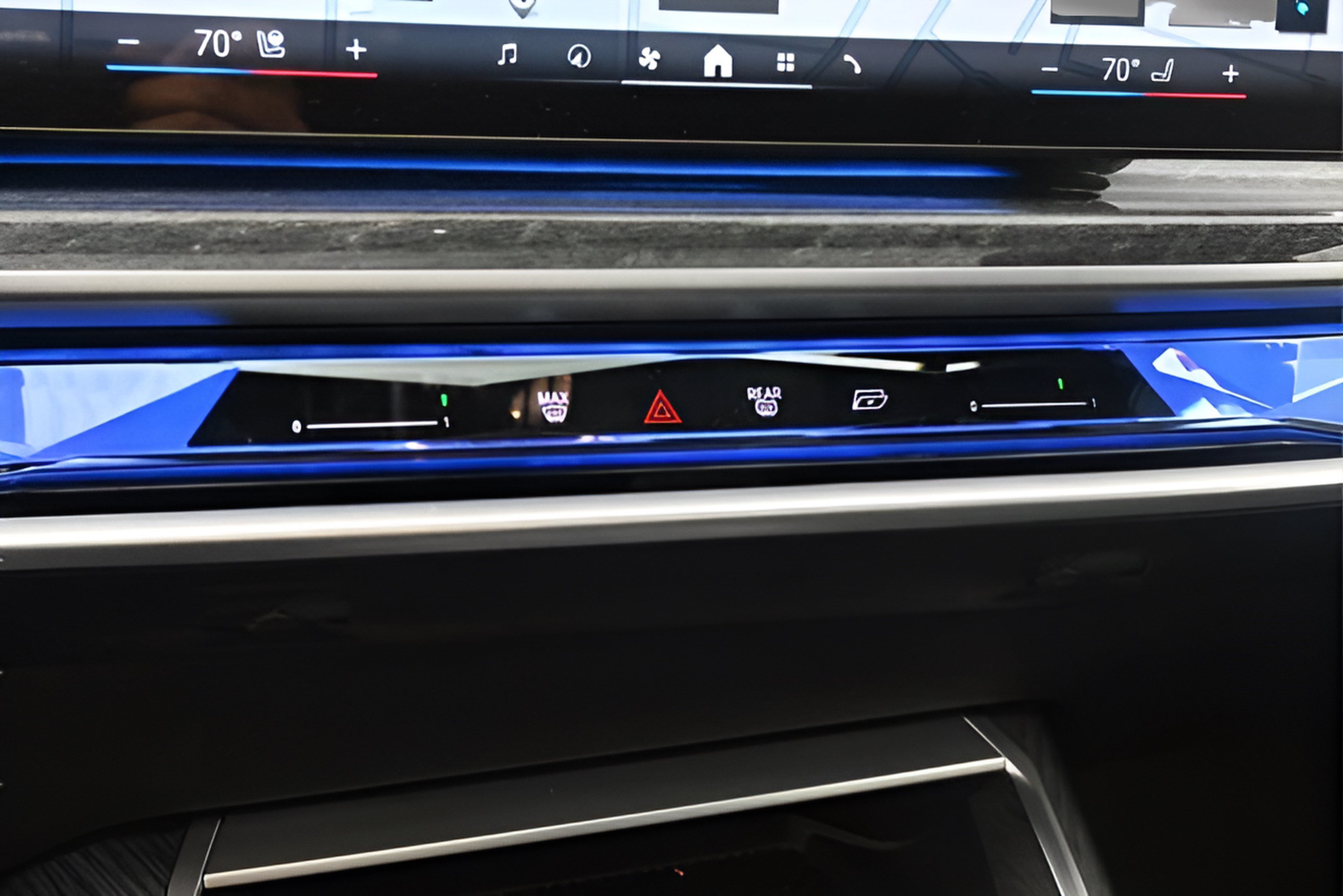 Certified 2023 BMW i7 xDrive60 AWD/4WD image 43