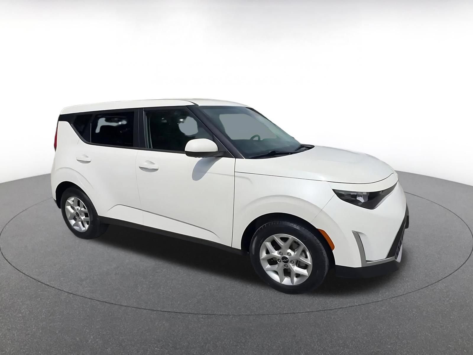 Used 2025 Kia Soul LX w/ LX Technology Package FWD video 2