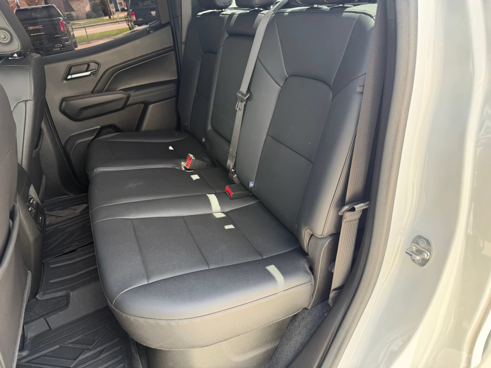 Used 2023 GMC Canyon Elevation w/ Elevation Premium Package RWD image 18