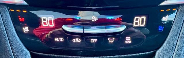 Used 2025 Cadillac XT6 Sport image 35