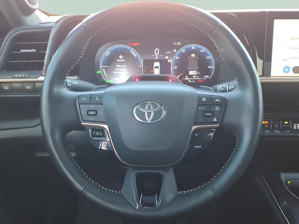 Used 2024 Toyota Crown Platinum image 22