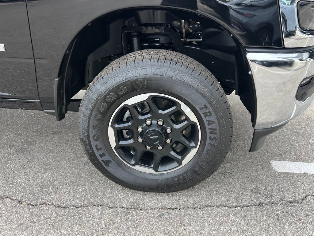 New 2025 RAM 2500 Laramie image 9